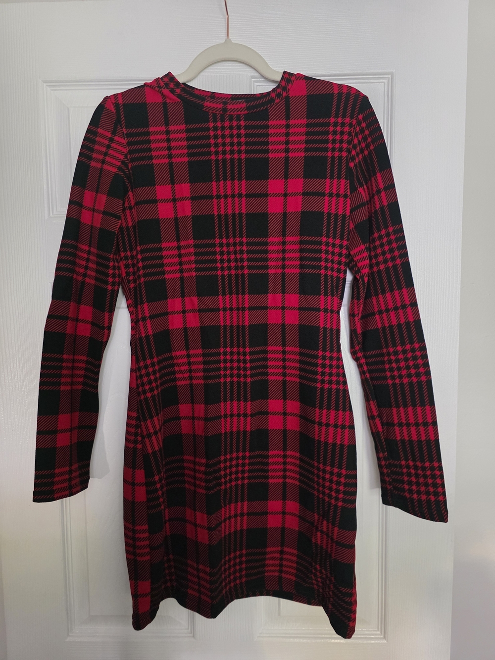 Red & Black Plaid Long Sleeve Dress